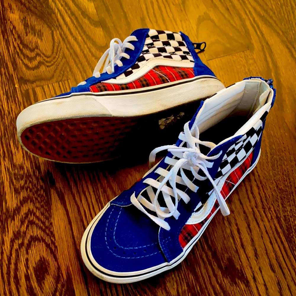 Barely worn Vans SK8 Hi